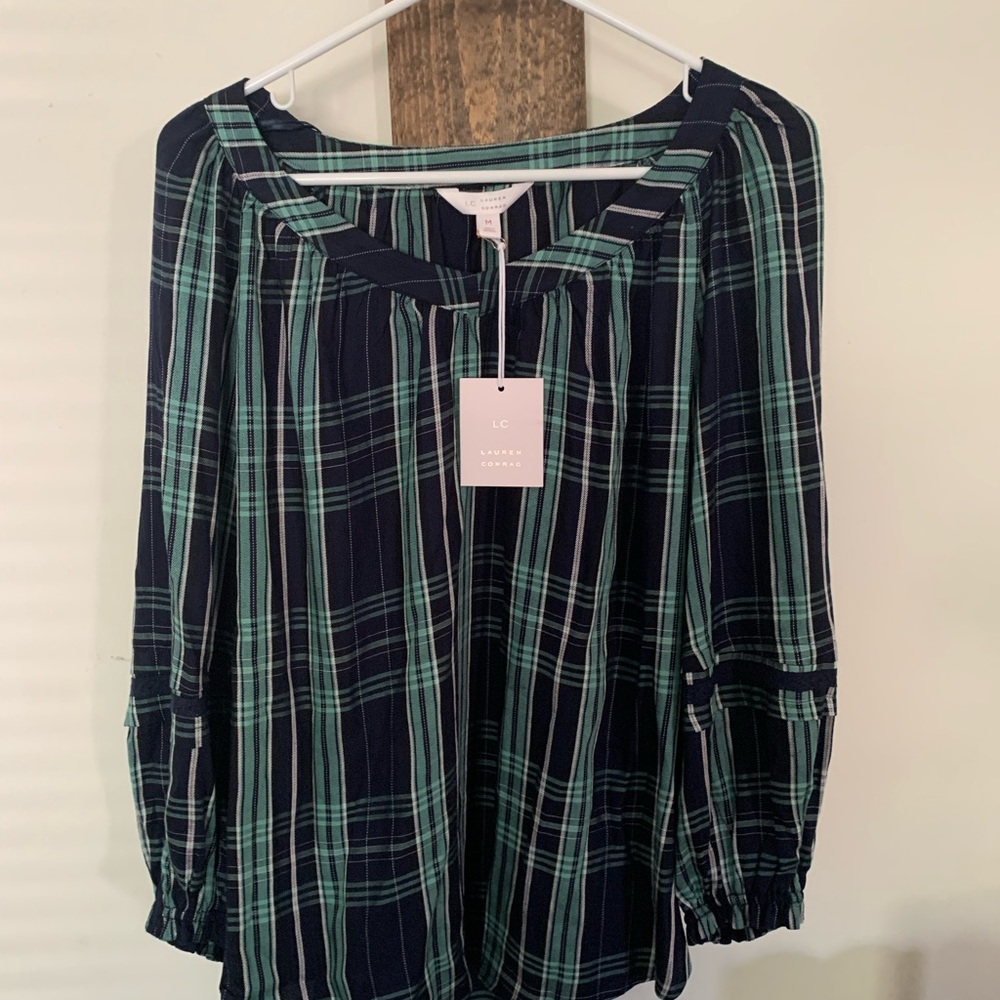 Plaid top